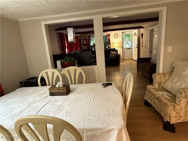 5435 Whitehaven Avenue, North Olmsted, OH 44070