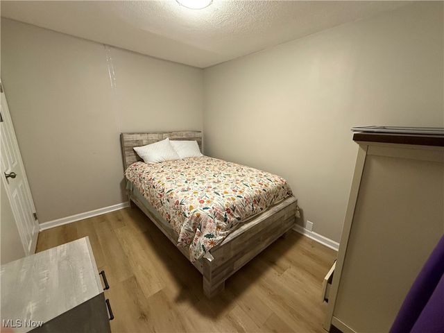 5435 Whitehaven Avenue, North Olmsted, OH 44070