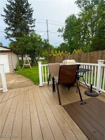 5435 Whitehaven Avenue, North Olmsted, OH 44070