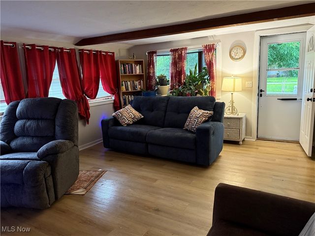 5435 Whitehaven Avenue, North Olmsted, OH 44070