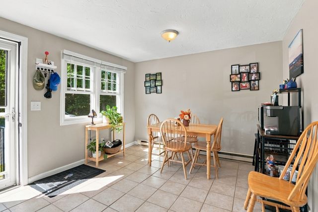 1 Tiffany Circle 1, Millbury, MA 01527