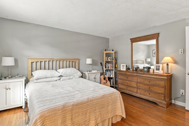 1 Tiffany Circle 1, Millbury, MA 01527