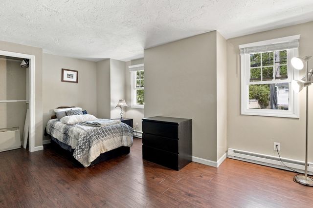 1 Tiffany Circle 1, Millbury, MA 01527