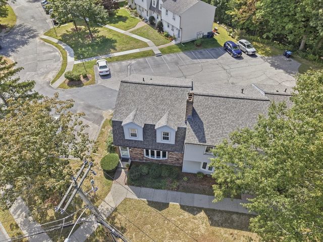 1 Tiffany Circle 1, Millbury, MA 01527