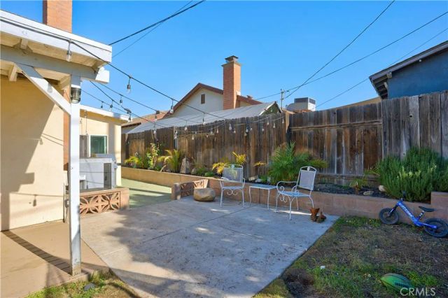 27611 Villa, Highland, CA 92346