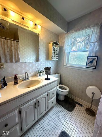 1000 Meadow Lane, Greencastle, IN 46135