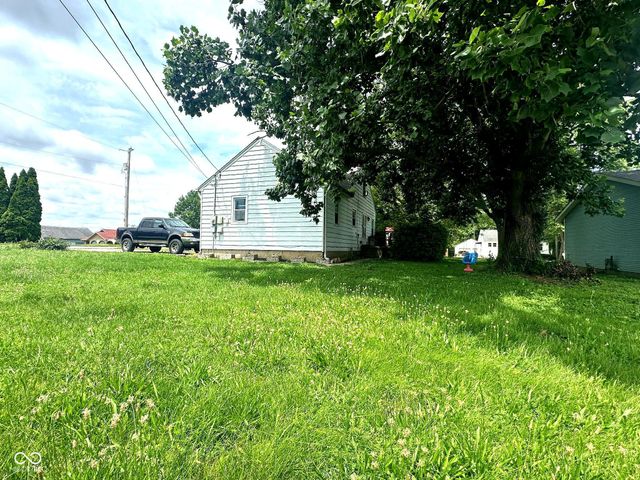 1000 Meadow Lane, Greencastle, IN 46135