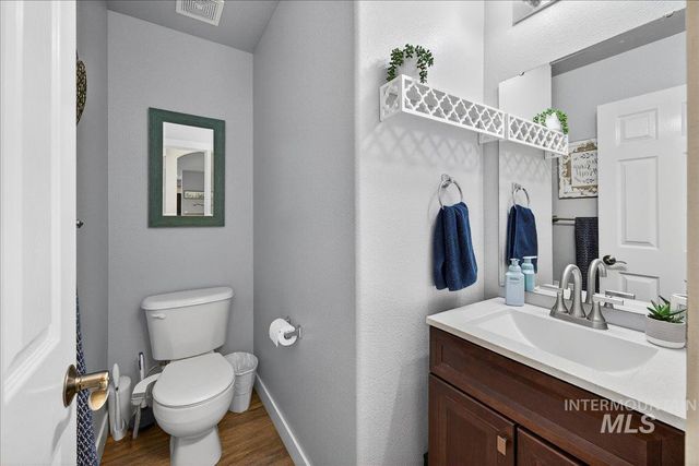 496 W Quaking Aspen, Kuna, ID 83634