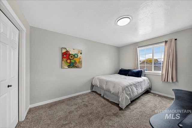 496 W Quaking Aspen, Kuna, ID 83634