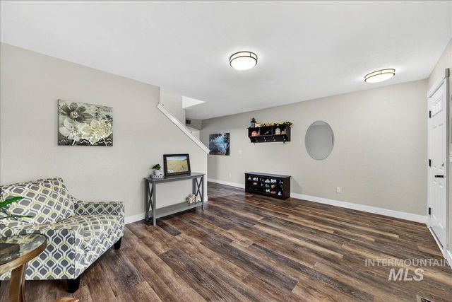 496 W Quaking Aspen, Kuna, ID 83634