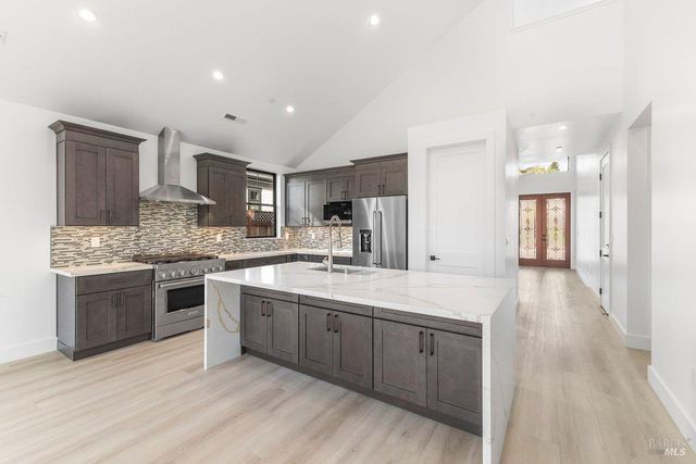 3727 Paxton Pl, Santa Rosa, CA 95404