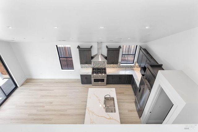 3727 Paxton Pl, Santa Rosa, CA 95404