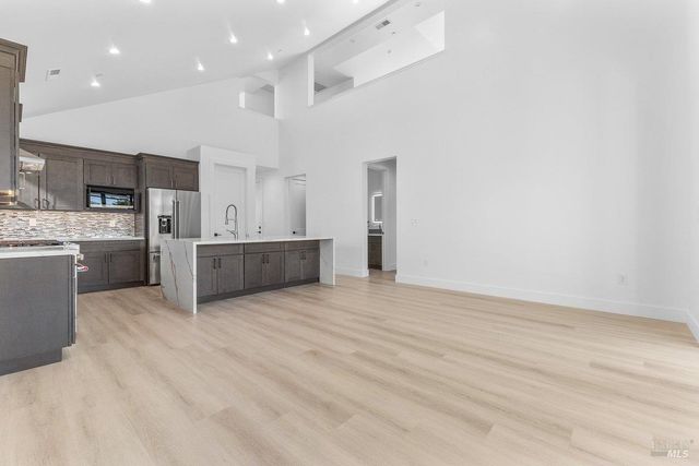 3727 Paxton Pl, Santa Rosa, CA 95404