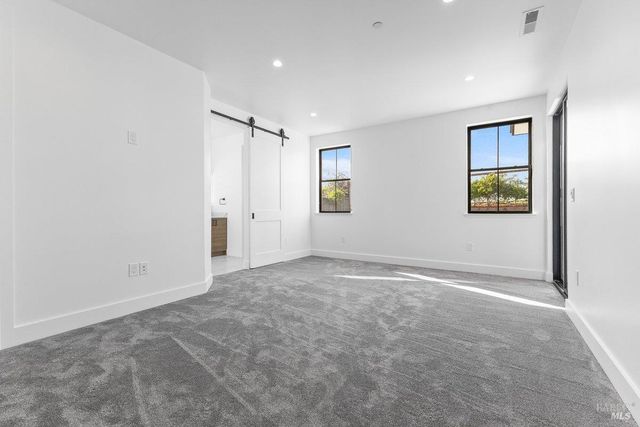 3727 Paxton Pl, Santa Rosa, CA 95404