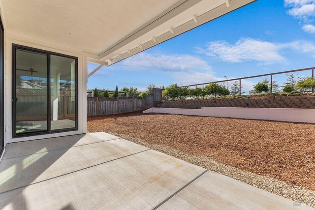 3727 Paxton Pl, Santa Rosa, CA 95404