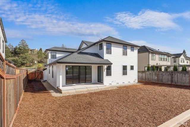 3727 Paxton Pl, Santa Rosa, CA 95404