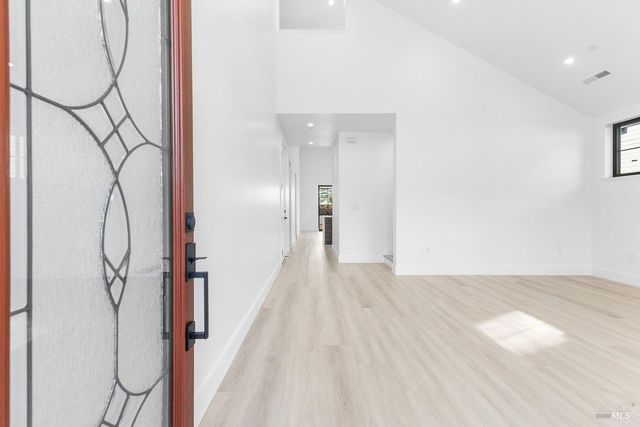 3727 Paxton Pl, Santa Rosa, CA 95404