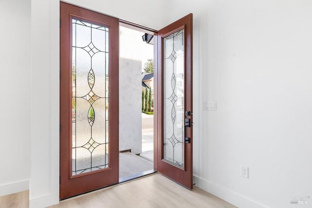 3727 Paxton Pl, Santa Rosa, CA 95404