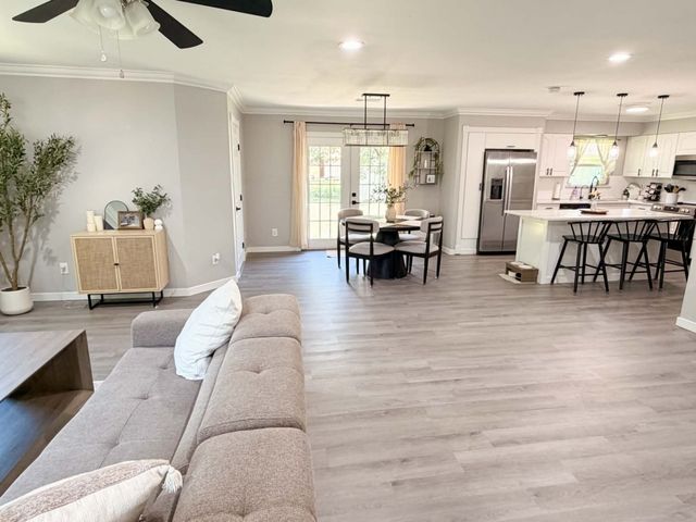 2227 Cambridge Drive, Irving, TX 75061