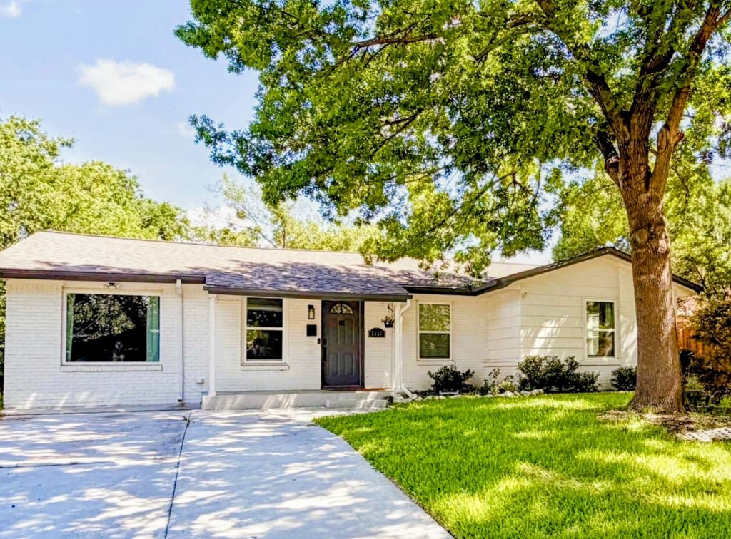 2227 Cambridge Drive, Irving, TX 75061