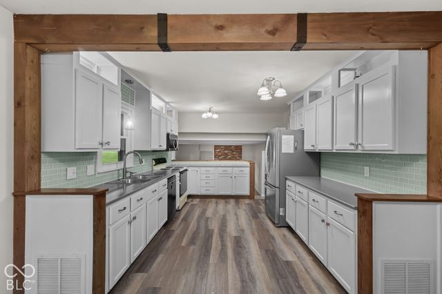 2991 Jay Dee Lane, Greenwood, IN 46143