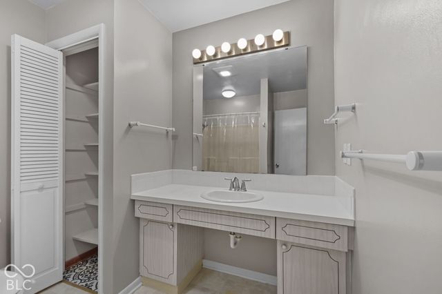 2991 Jay Dee Lane, Greenwood, IN 46143