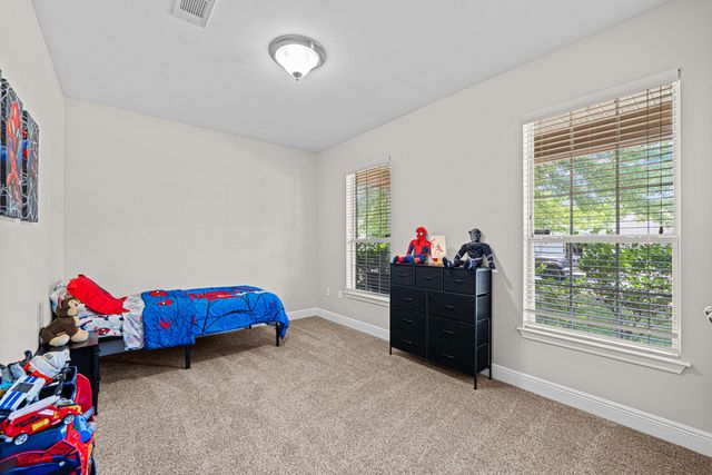 134 Crab Apple Avenue, Crestview, FL 32536