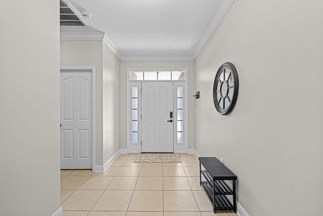 134 Crab Apple Avenue, Crestview, FL 32536