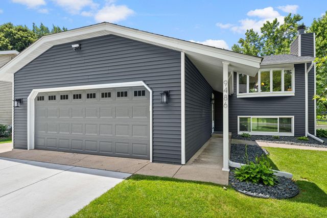 9486 Van Buren Street NE, Blaine, MN 55434