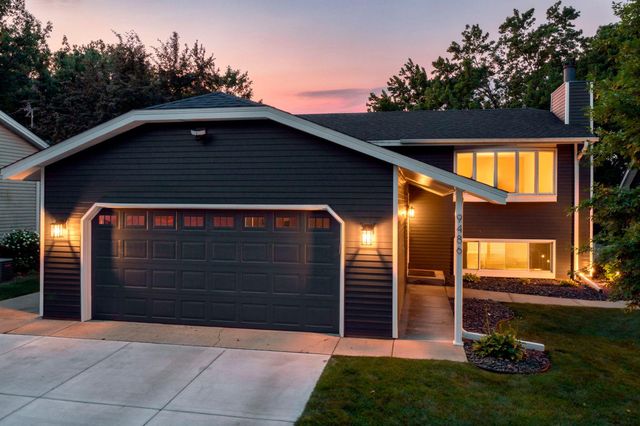 9486 Van Buren Street NE, Blaine, MN 55434