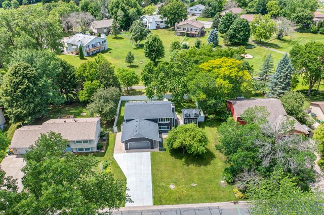 9486 Van Buren Street NE, Blaine, MN 55434