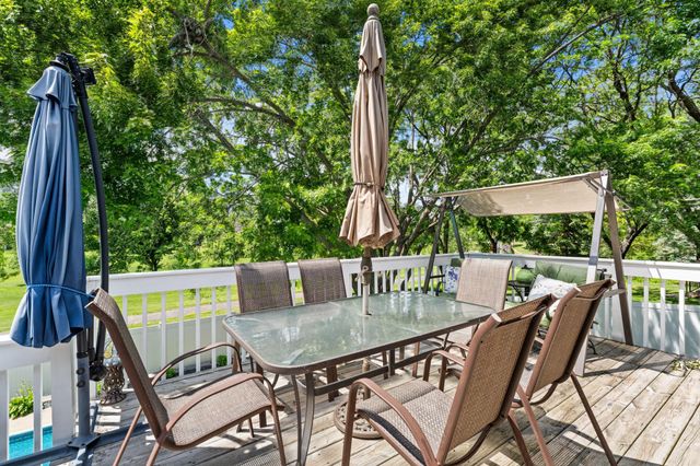 9486 Van Buren Street NE, Blaine, MN 55434