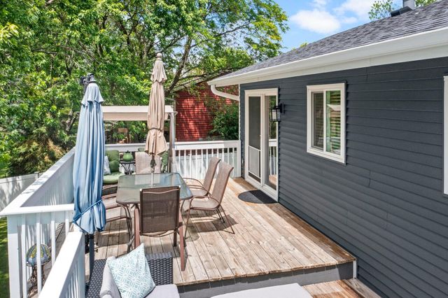 9486 Van Buren Street NE, Blaine, MN 55434