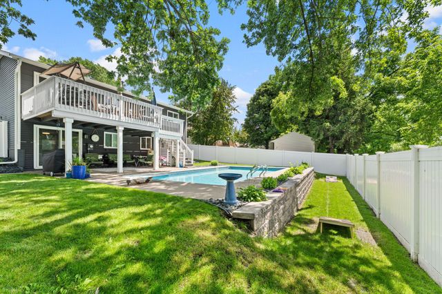 9486 Van Buren Street NE, Blaine, MN 55434