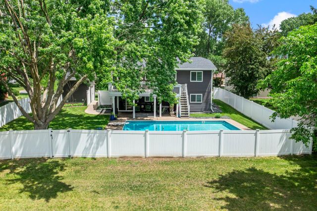 9486 Van Buren Street NE, Blaine, MN 55434