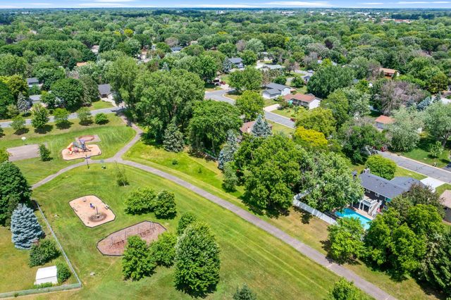9486 Van Buren Street NE, Blaine, MN 55434