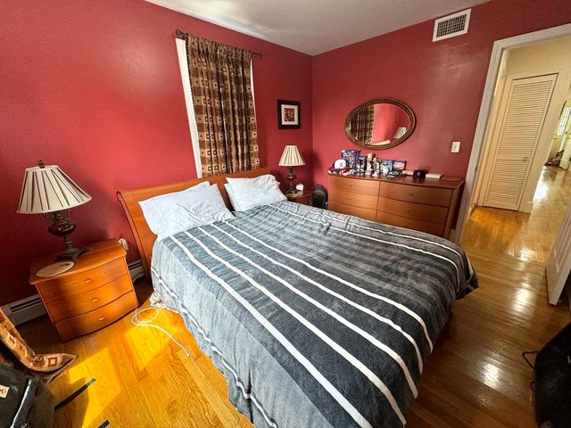 24 Madison Ave 3, Cambridge, MA 02140