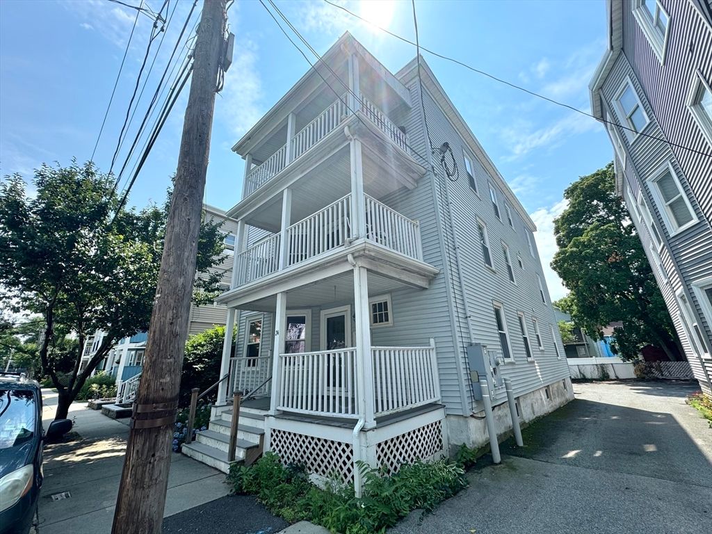 24 Madison Ave 3, Cambridge, MA 02140