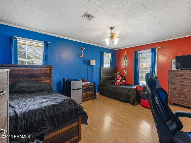 617 Sidney Drive, Breaux Bridge, LA 70517