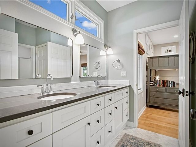 12955 Woodlands Parkway, Clive, IA 50325