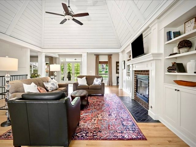 12955 Woodlands Parkway, Clive, IA 50325