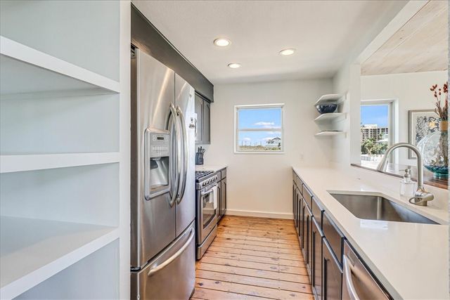 236 Dolphin Lane, Port Aransas, TX 78373