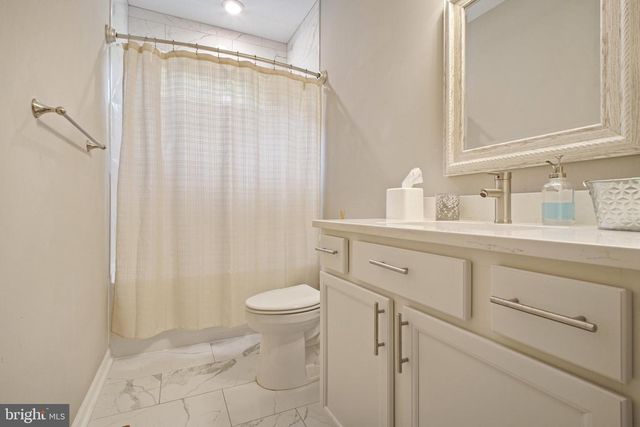 7264 MACEDONIA RD, Woodford, VA 22580