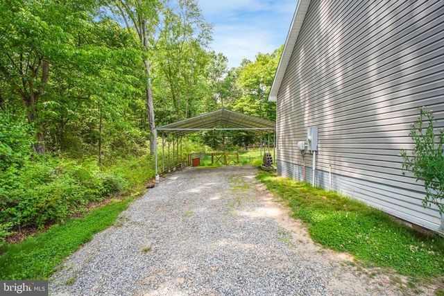 7264 MACEDONIA RD, Woodford, VA 22580