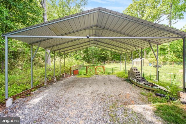 7264 MACEDONIA RD, Woodford, VA 22580