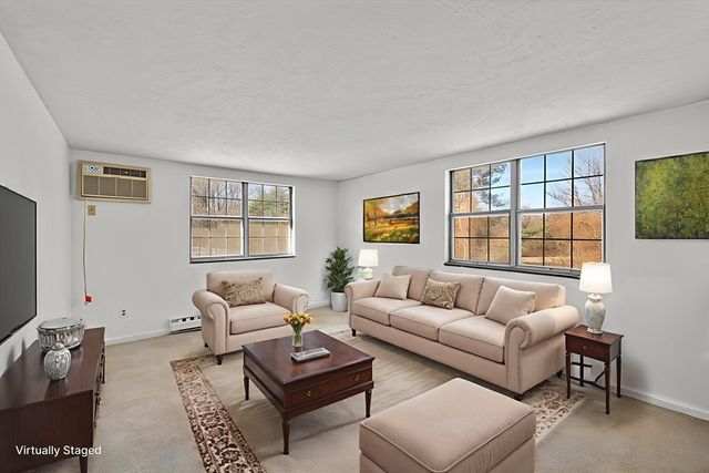 14 Leonard Rd 14, Boxborough, MA 01719