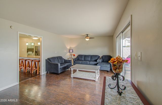 2077 W HIDALGO Avenue, Phoenix, AZ 85041