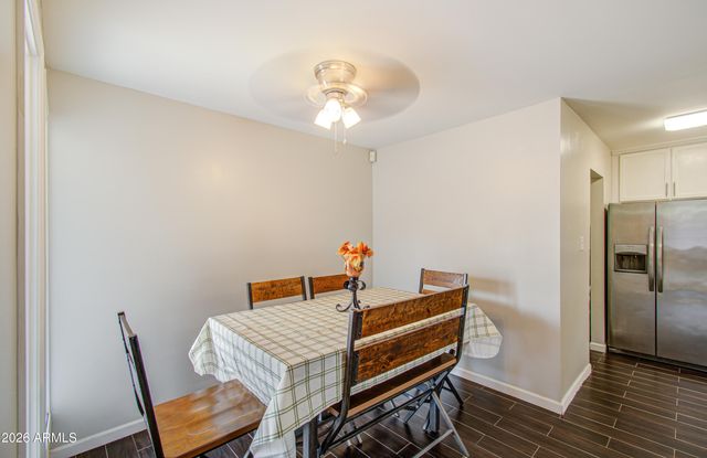 2077 W HIDALGO Avenue, Phoenix, AZ 85041