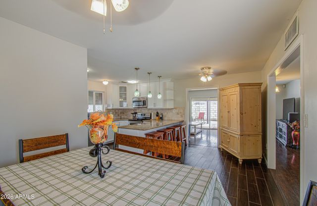 2077 W HIDALGO Avenue, Phoenix, AZ 85041