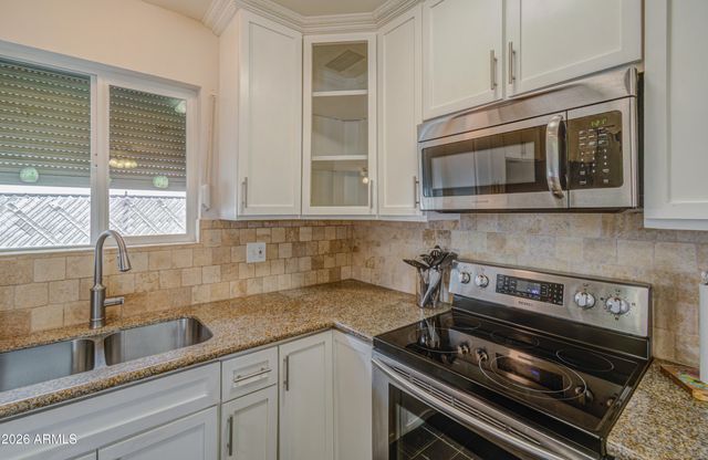 2077 W HIDALGO Avenue, Phoenix, AZ 85041